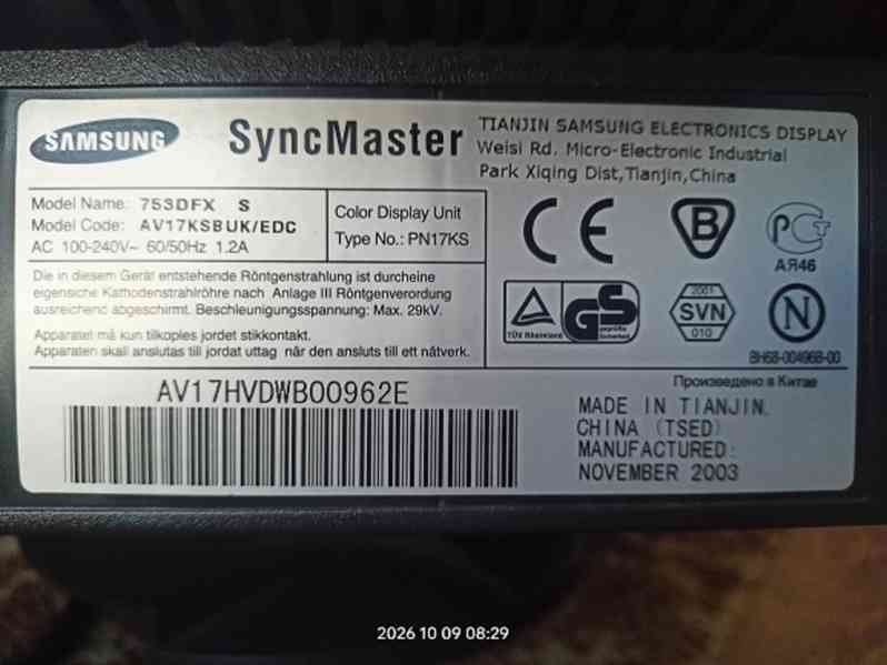 CRT monitor 17" - foto 4