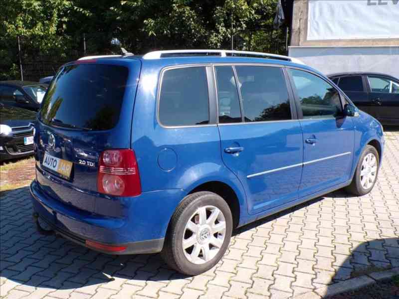 VW Touran 2,0 TDI 125 kW AUTOMAT,HIGLINE,TAŽNÉ ZAŘ. - foto 3