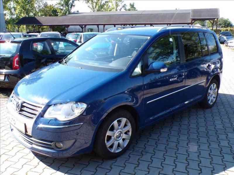 VW Touran 2,0 TDI 125 kW AUTOMAT,HIGLINE,TAŽNÉ ZAŘ. - foto 2