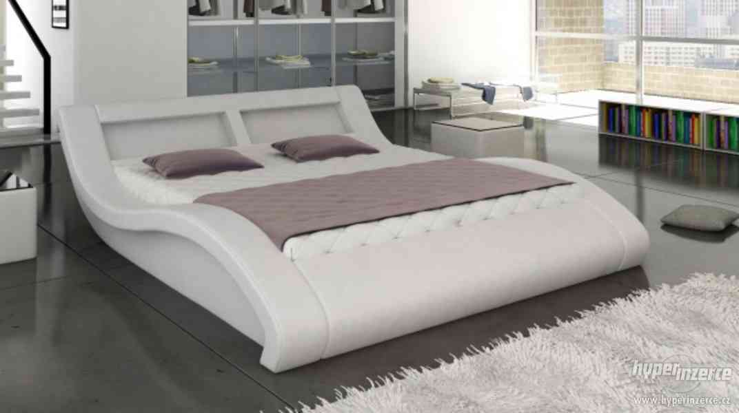 Luxusní postel Fernando s LED - foto 1