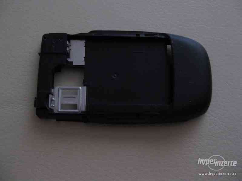 Nokia 6131 - nové, nepoužité kryty - foto 11