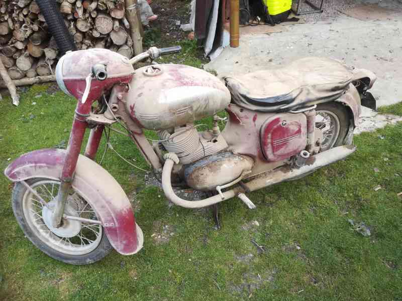 Koupím starou motorku i nekompletní, i bez dokladu. Přijedu