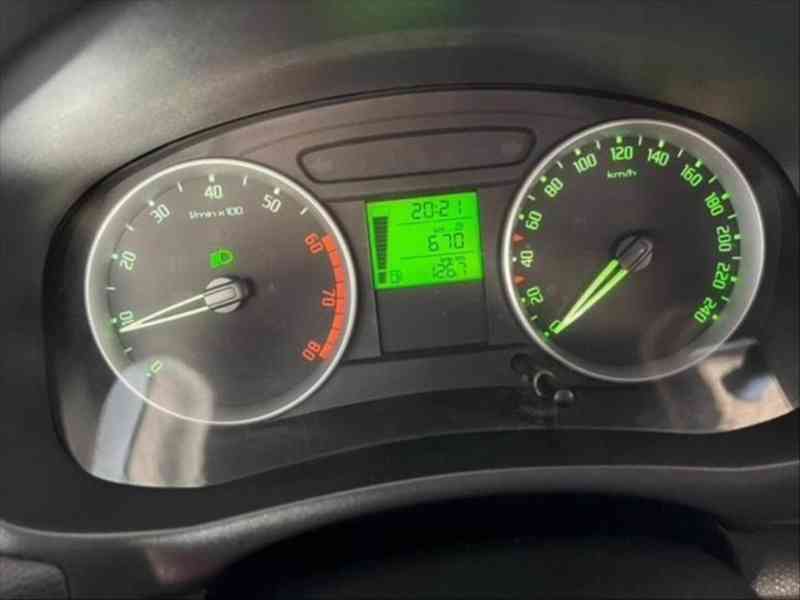 Škoda Fabia - foto 3