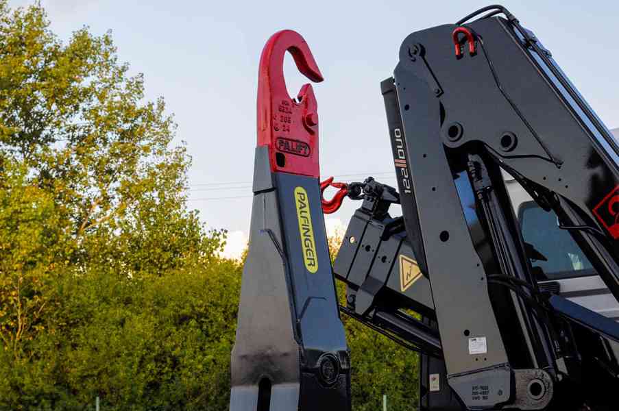 MAN TGS 26.360 HÁKOVÝ NOSIČ KONTEJNERŮ + HYDRAULICKÁ RUKA - foto 20