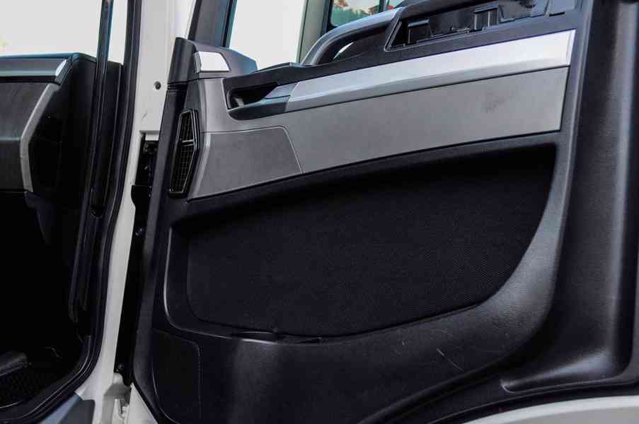 MAN TGS 26.360 HÁKOVÝ NOSIČ KONTEJNERŮ + HYDRAULICKÁ RUKA - foto 52