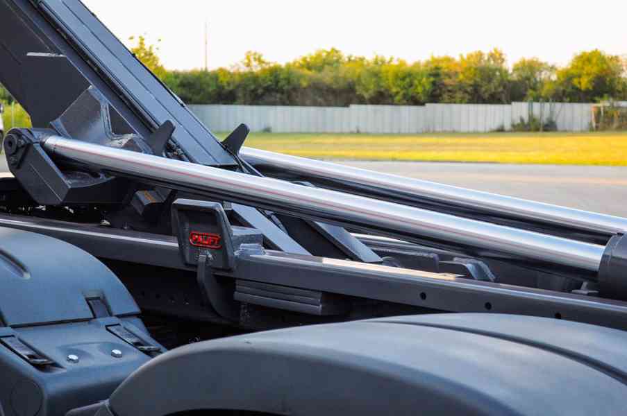 MAN TGS 26.360 HÁKOVÝ NOSIČ KONTEJNERŮ + HYDRAULICKÁ RUKA - foto 101