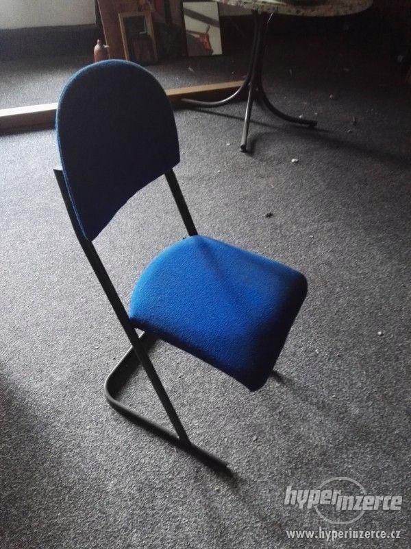 Modré kancelářské židle - foto 1
