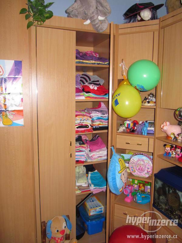 Prodám šatní skříň - foto 2