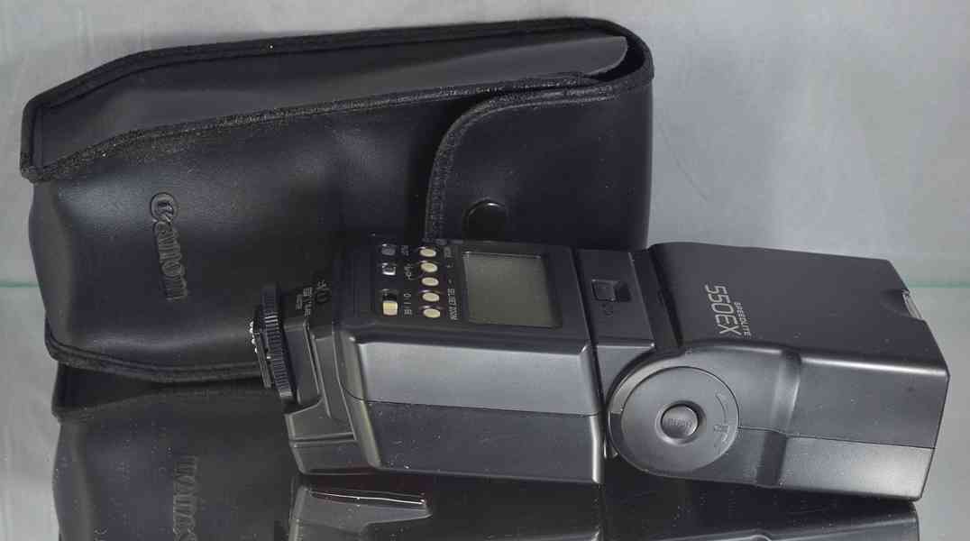 Canon Speed. 550 EX E-TTL,TTL* master-slave*GN:55