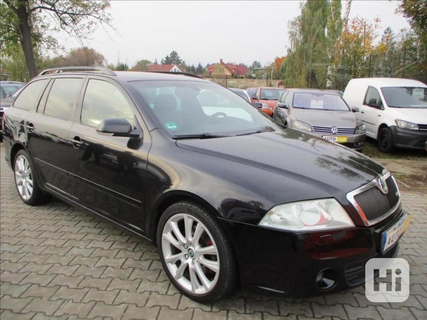 Škoda Octavia 2,0 TDI DPF RS - foto 1