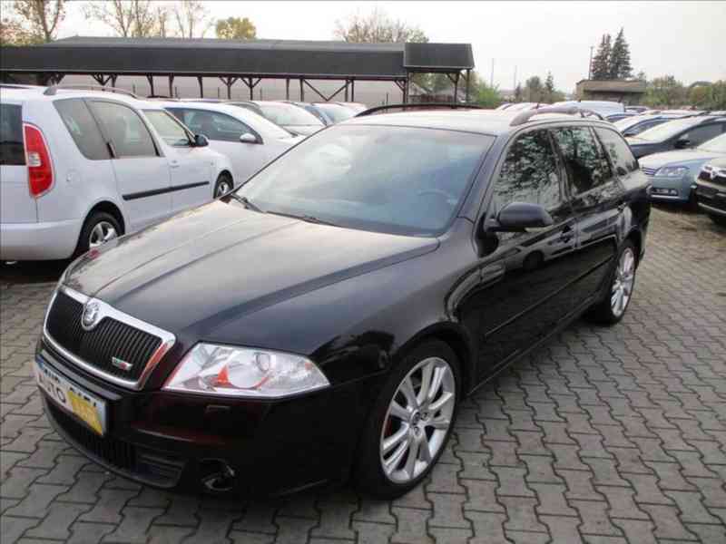 Škoda Octavia 2,0 TDI DPF RS - foto 2