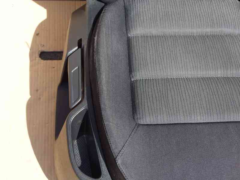Sada sedaček Škoda Octavia II s airbagy - foto 12