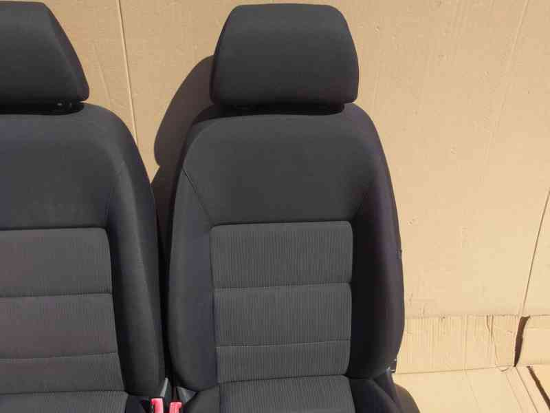 Sada sedaček Škoda Octavia II s airbagy - foto 4