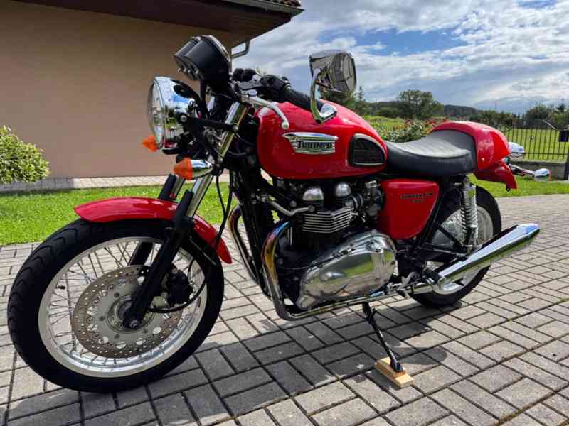 Triumph Thruxton 900 - foto 9