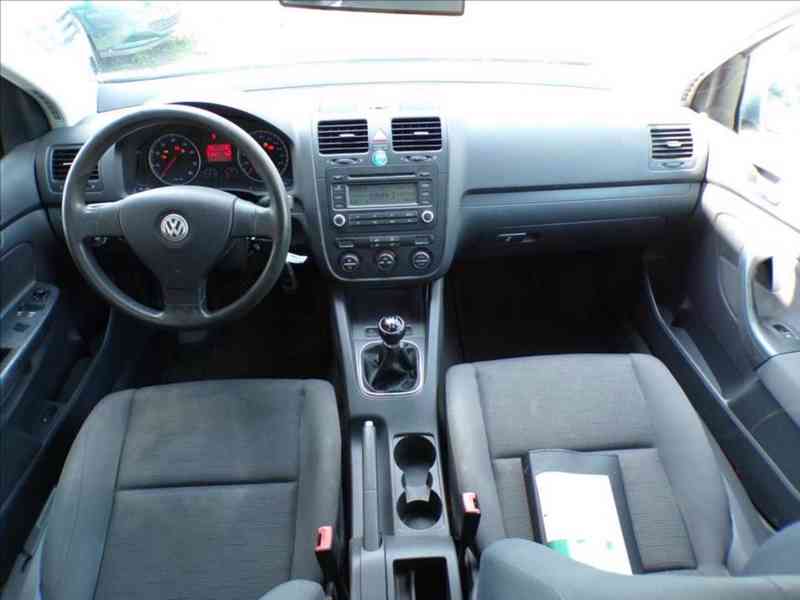 Volkswagen Golf 1,4 i Trend,klimatizace - foto 5