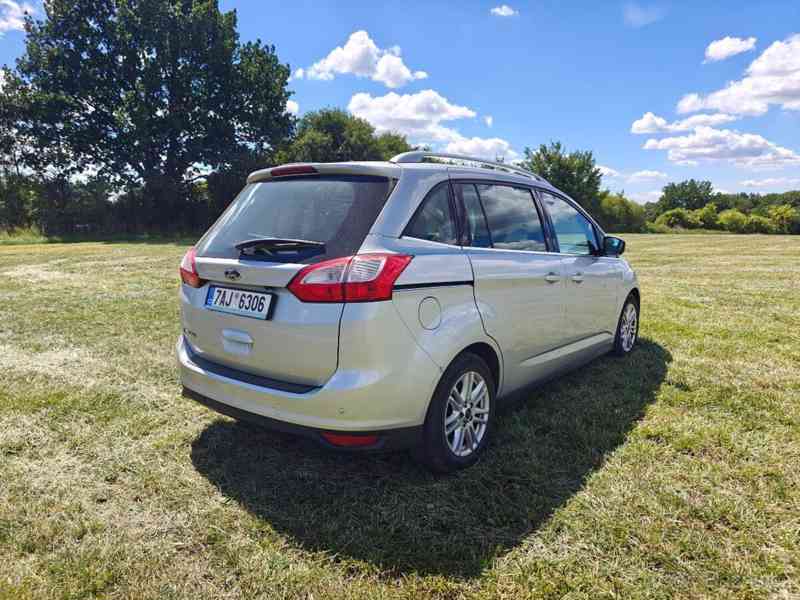 Ford Grand C-MAX 2,0 - foto 5