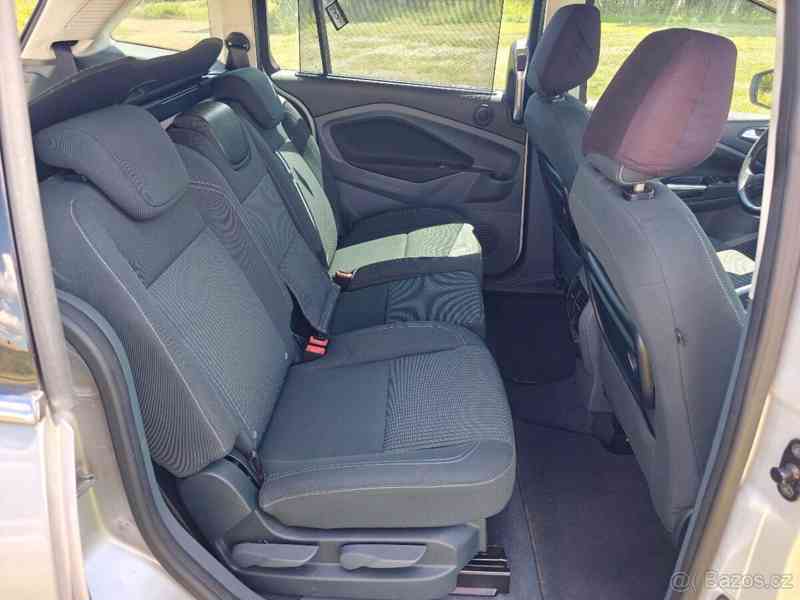 Ford Grand C-MAX 2,0 - foto 10
