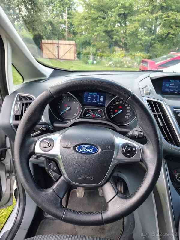 Ford Grand C-MAX 2,0 - foto 11