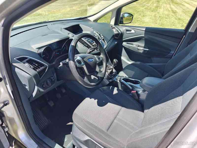 Ford Grand C-MAX 2,0 - foto 7