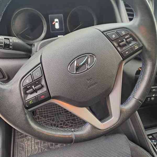 Hyundai Tucson 2,0   CRDi automat 4x4 90tis. - foto 35