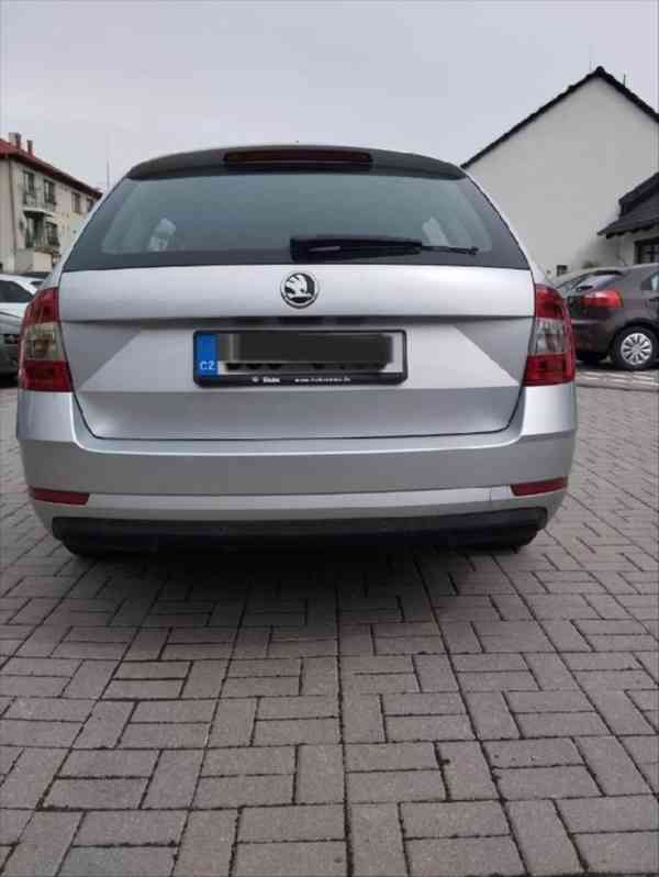 Škoda Octavia 1,6   TDI - foto 5