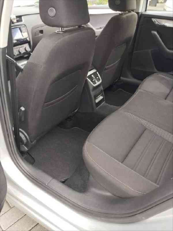 Škoda Octavia 1,6   TDI - foto 8