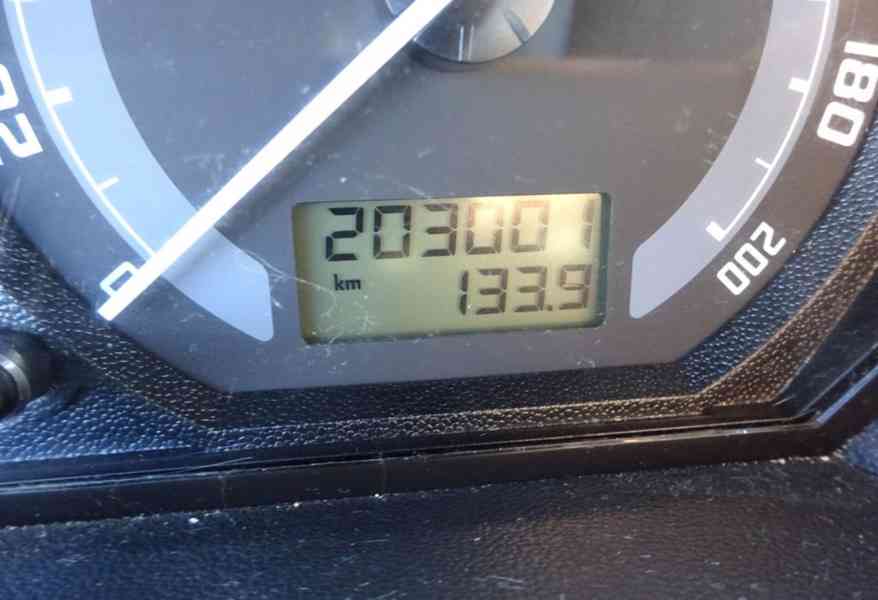 Škoda Fabia 1.2i Combi r.v 2006 stk:3/2026 - foto 7