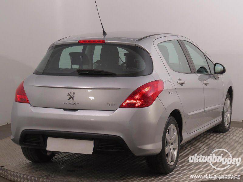 Peugeot 308 1.6, benzín, RV 2011 - foto 10
