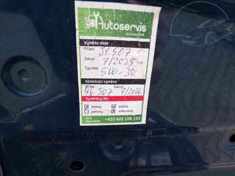 Škoda Fabia 1,0 TSI - foto 15