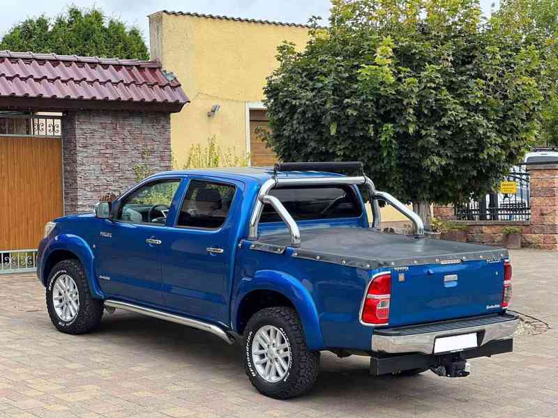 Toyota Hilux 3,0D4D Double Cab Comfort 126kw - foto 5