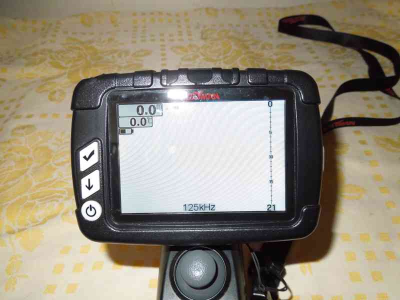 Zavážecí lodička ACTOR PLUS s Echolotem- Carbon ve skvělém s - foto 8