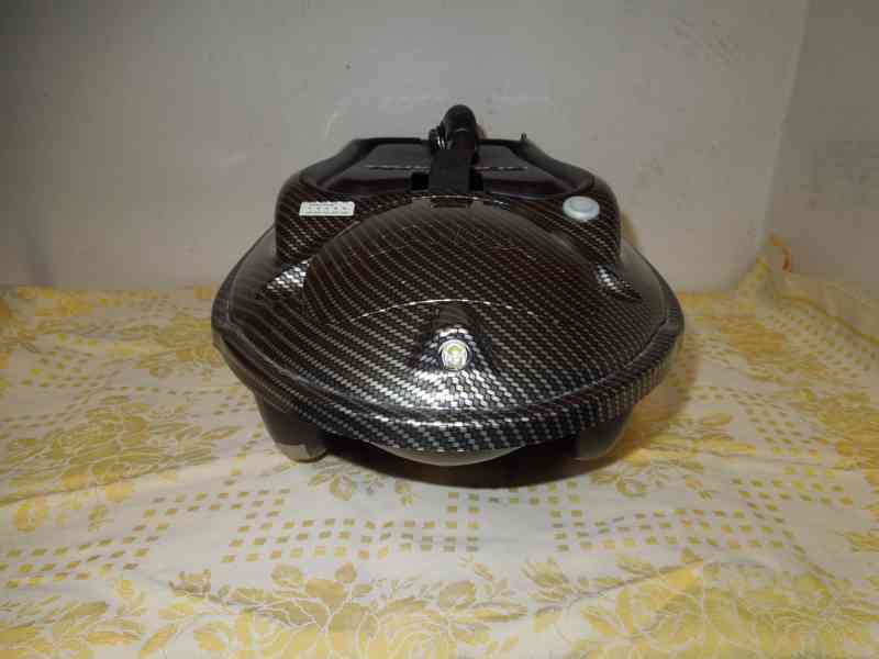 Zavážecí lodička ACTOR PLUS s Echolotem- Carbon ve skvělém s - foto 3