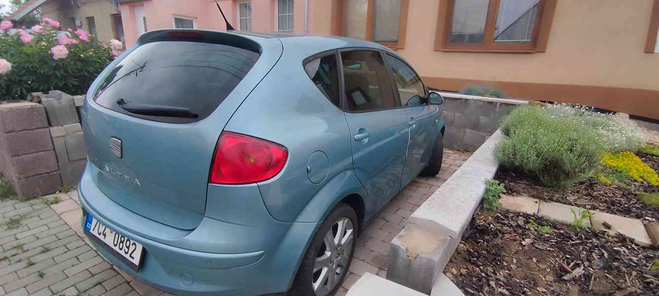 Seat Altea 1,4  92 kW, 125 koní. R. V. 2009 - foto 5