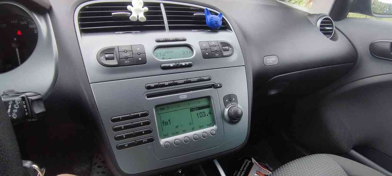 Seat Altea 1,4  92 kW, 125 koní. R. V. 2009 - foto 11