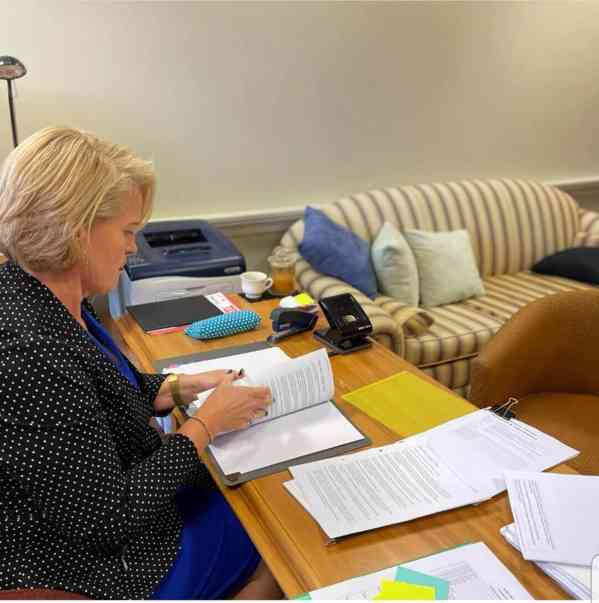 Nabízím půjčky všem zájemcům.