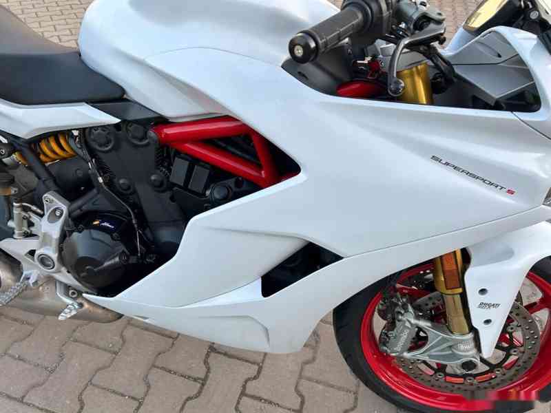 Ducati Supersport S 939 2017 - foto 11