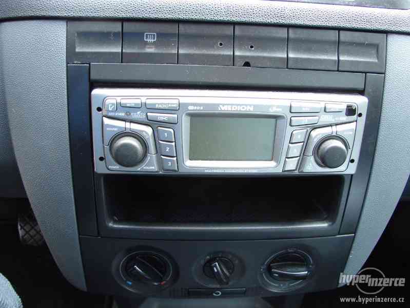 Škoda Fabia 1.4i Combi r.v.2002 - foto 8