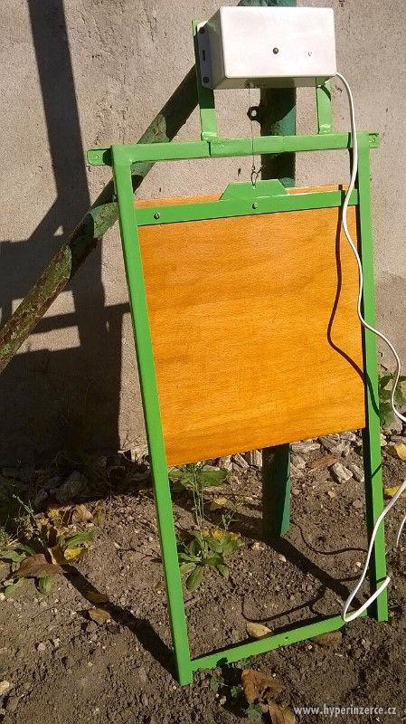 automatické otvírání a zavírání kurníku - foto 1