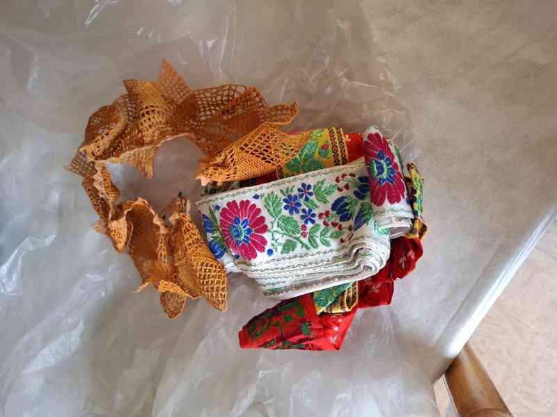 Piešťanský kroj ženský kompletní - foto 4