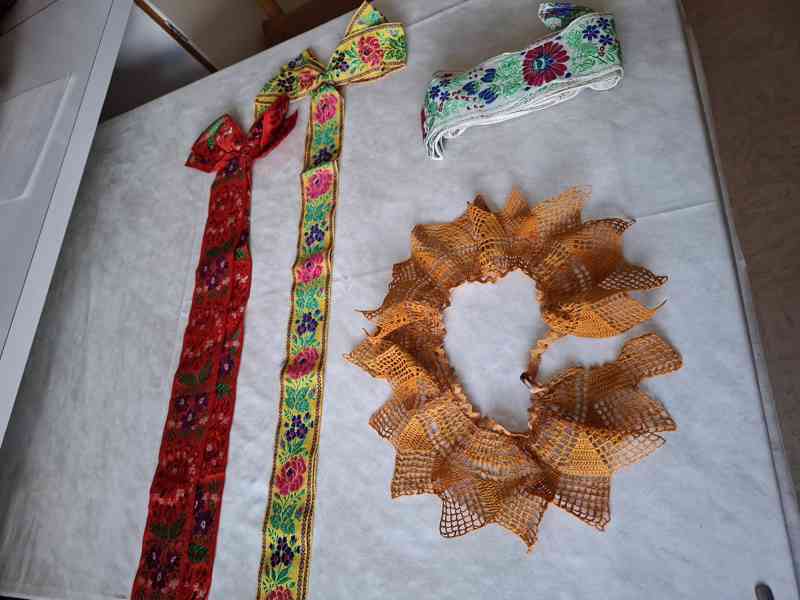 Piešťanský kroj ženský kompletní - foto 10