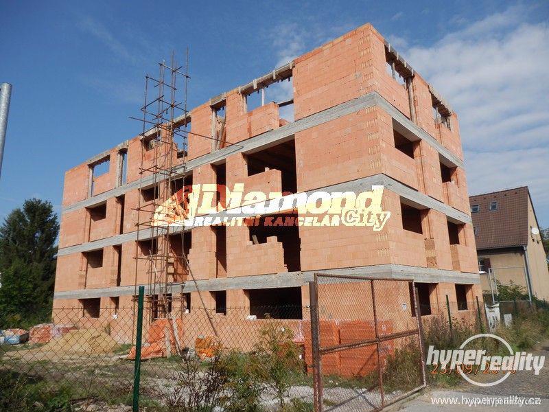 Prodej hrubé stavby bytového domu, Kladno - foto 1