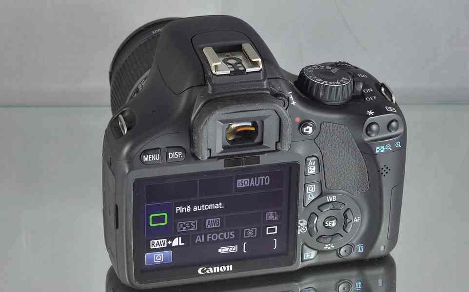 Canon EOS 550D + Objektiv EFS 18-55mm IS 2500 Exp. - foto 8