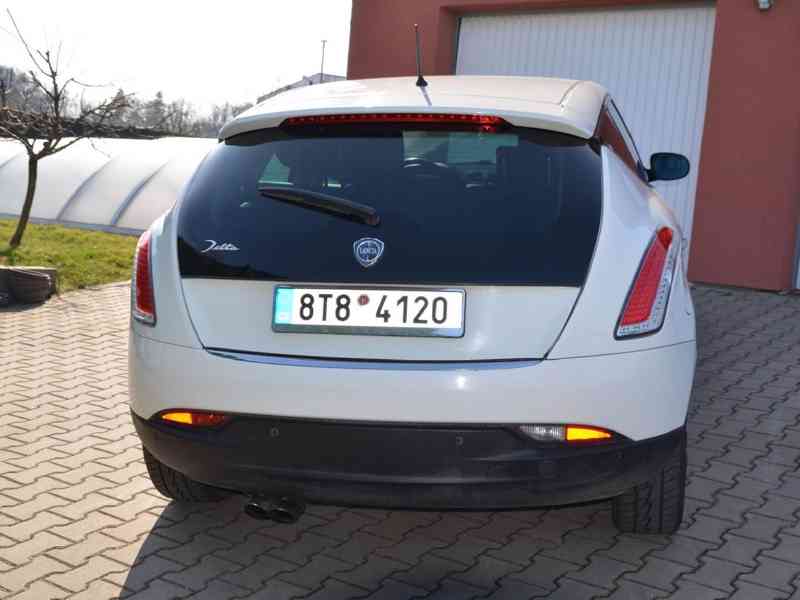 Lancia Delta 2.0 JTD 165 - foto 24