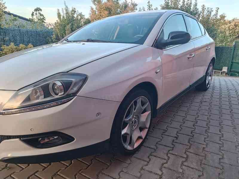 Lancia Delta 2.0 JTD 165 - foto 5