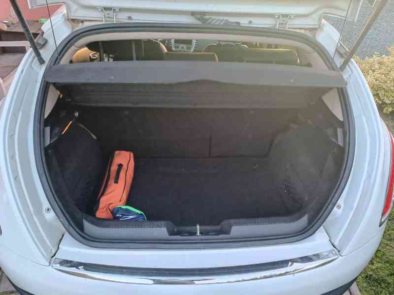 Lancia Delta 2.0 JTD 165 - foto 19