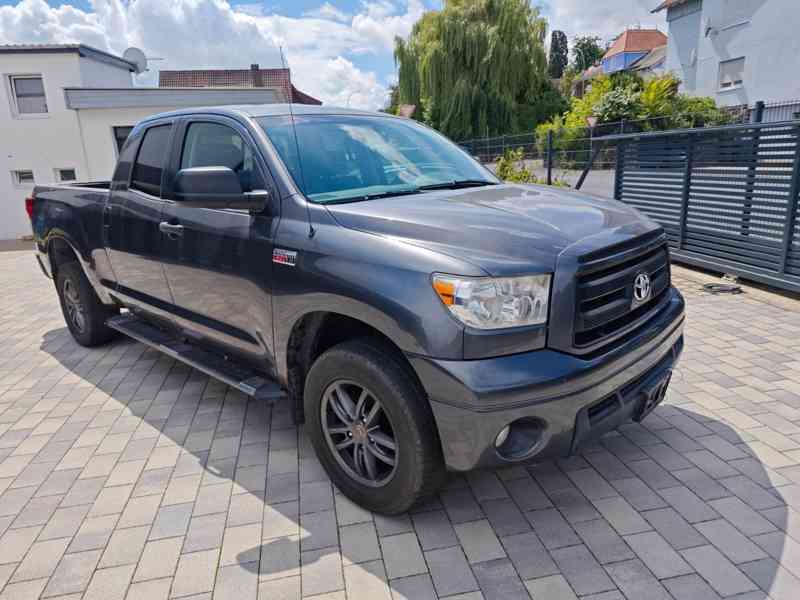 Toyota Tundra 5,7i 4x4 benzín 284kw - foto 8