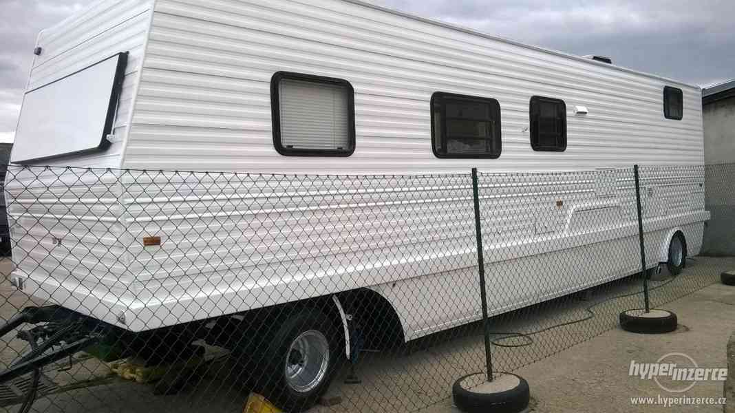 Luxusni obytný přívěs USA - foto 3