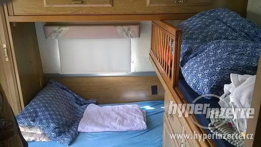Luxusni obytný přívěs USA - foto 5