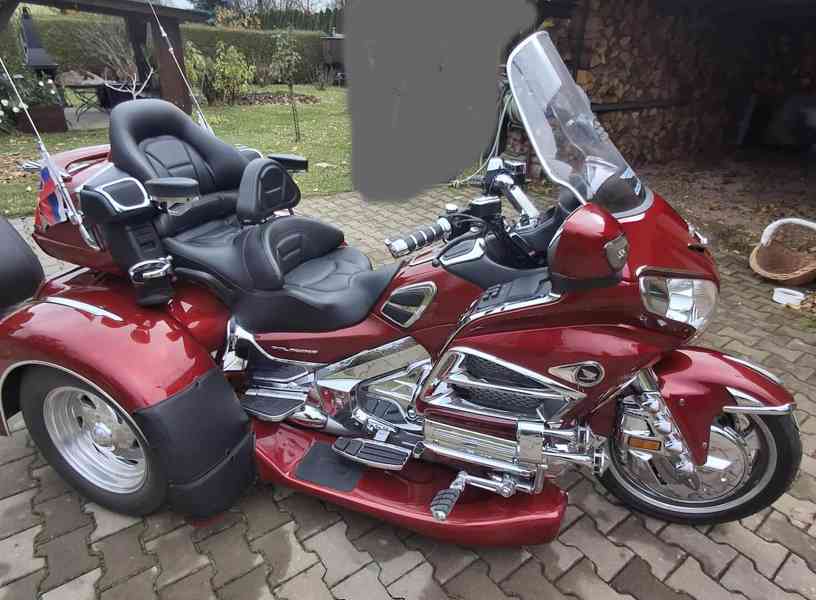 Prodám Hondu GL 1800 trike s vozíkem  - foto 2