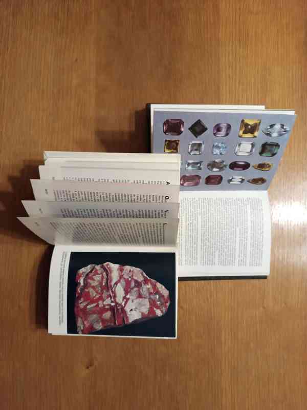 Knihy o nerostech (drahé kameny, ...) - foto 3